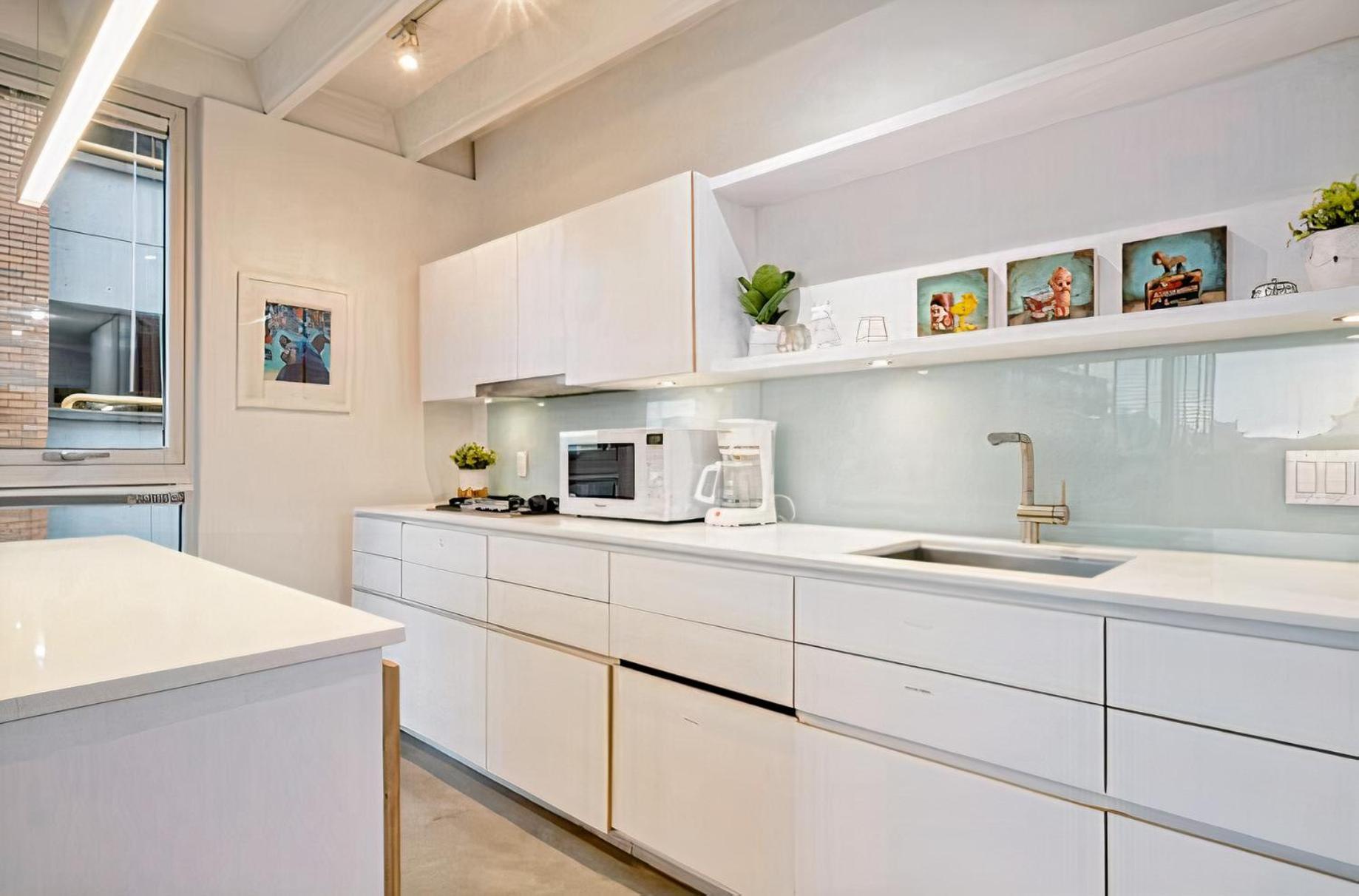 Modern, Bright & Central 1-Bed Downtown Apt Close To Rogers Arena Vancouver Zewnętrze zdjęcie
